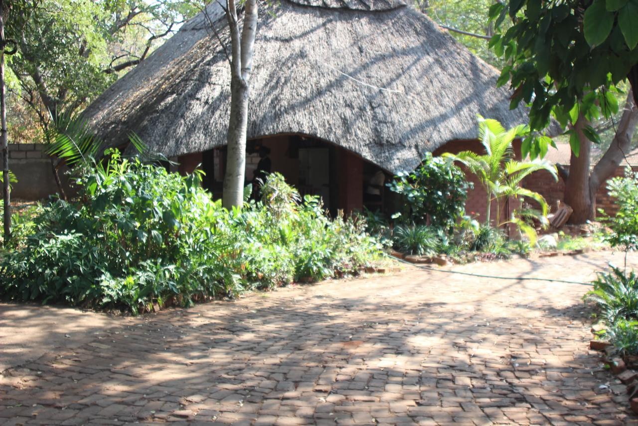 Mosi-Ua-Tunya Lodge Victoria Falls Zewnętrze zdjęcie
