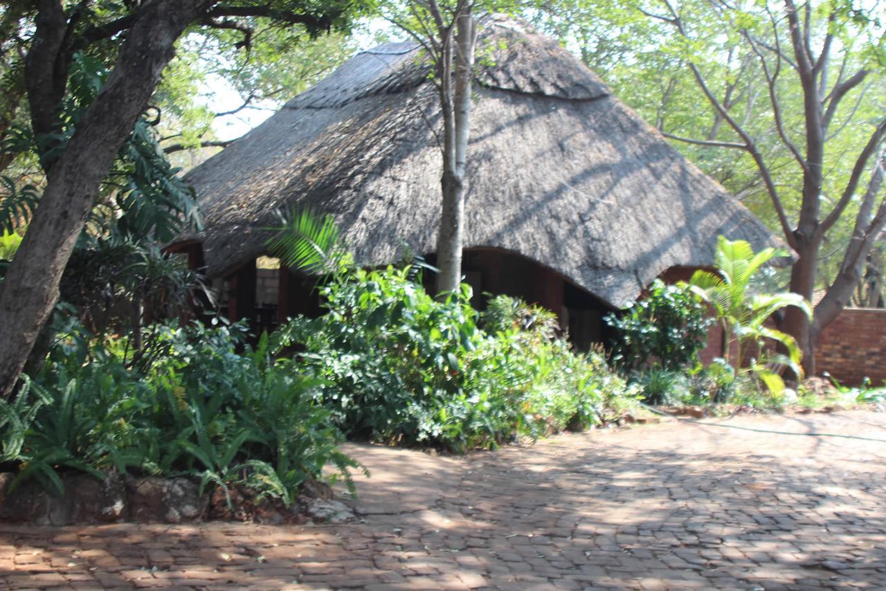 Mosi-Ua-Tunya Lodge Victoria Falls Zewnętrze zdjęcie